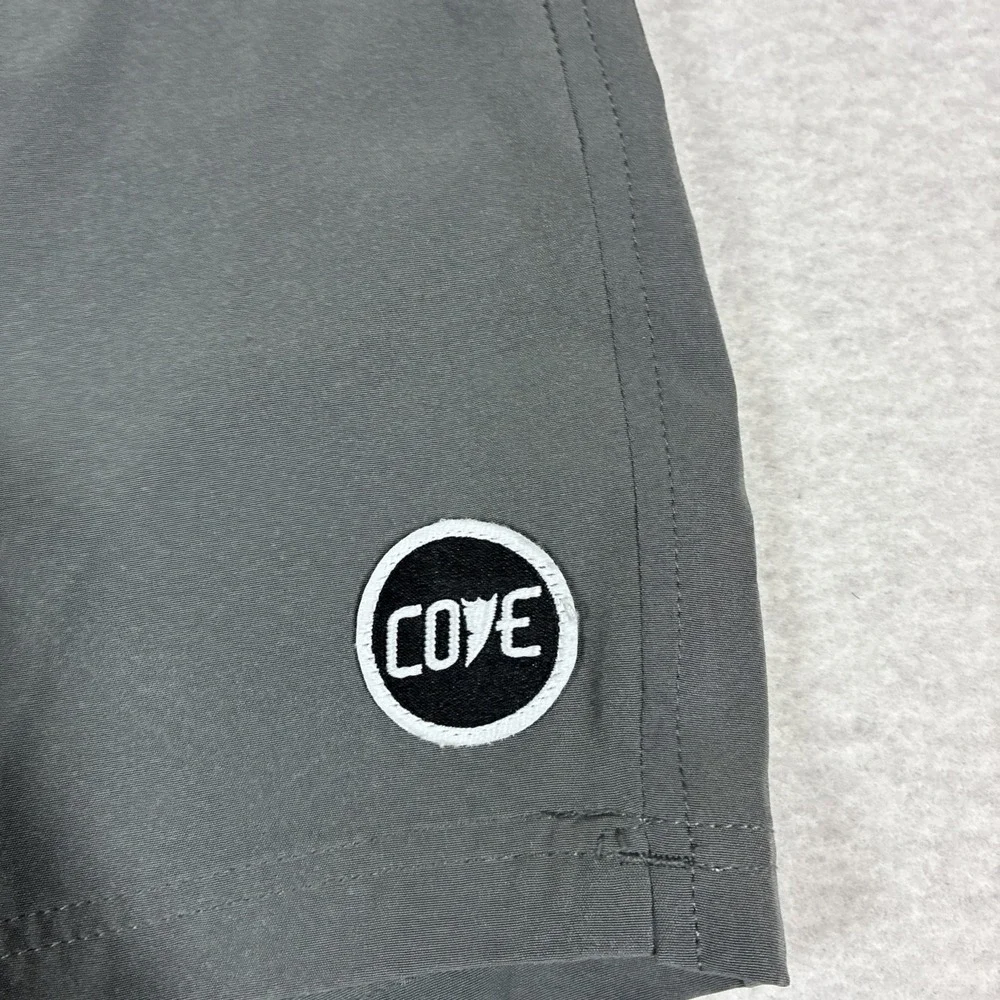 Cove USA Shorts Mens Size 32 Inseam 5
